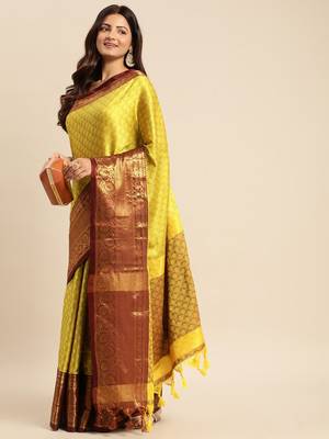 light lemon cotton silk banarasi saree with maroon border 1