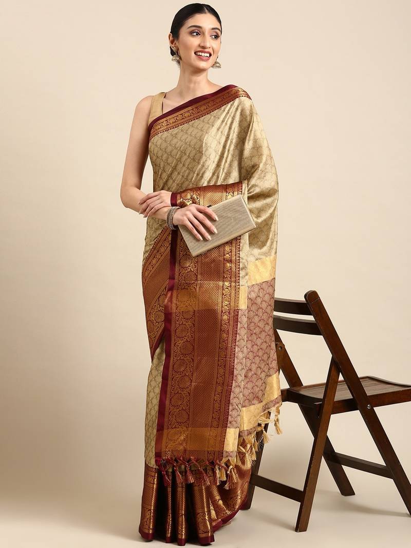 Beige cotton silk saree with unstitched blouse piece
