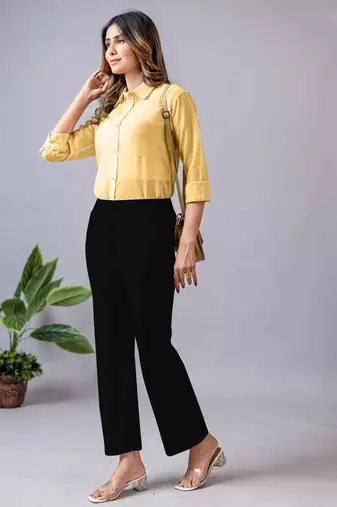 black regular fit mid-rise flat front trouser for women