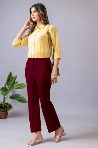 maroon regular fit mid-rise flat front trouser for women