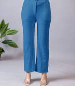 Women solid maroon regular fit mid-rise flat front trousers