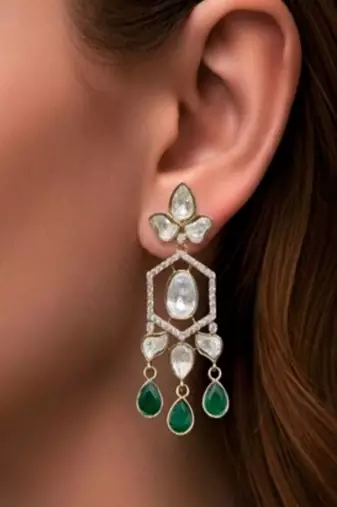 The emerald hexa-luxe drop earrings