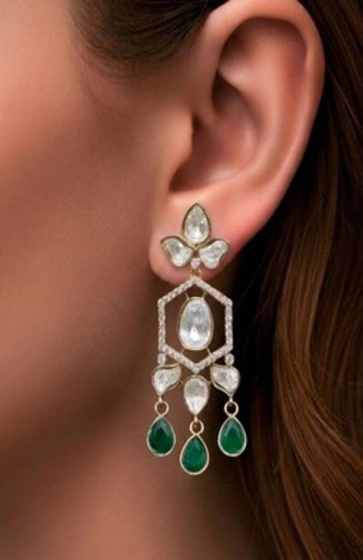 The emerald hexa-luxe drop earrings