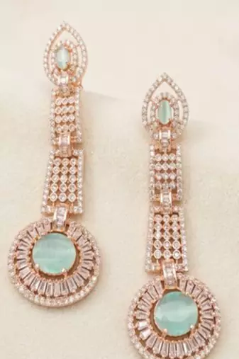 The serene majesty drop earrings