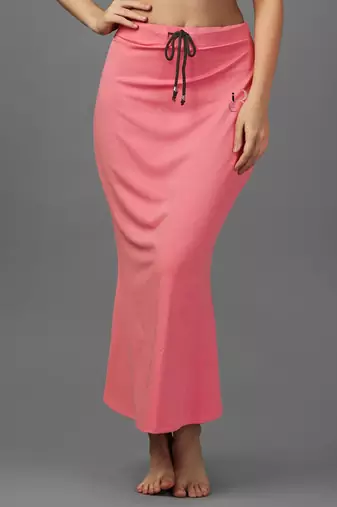 peach lycra blend saree shapewear with mermaid fit