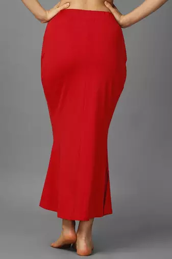 red lycra blend saree petticoat with fish cut style