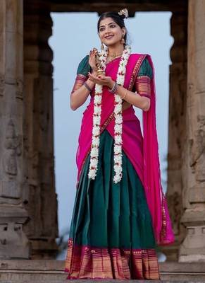 dark green kanjivaram silk half saree with gold zari weaving 3