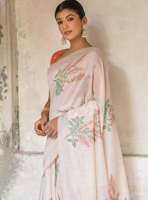 white orange cotton saree with zari patta floral woven pattern 2