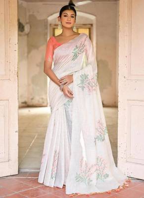 white peach cotton saree with zari patta floral woven pattern 1