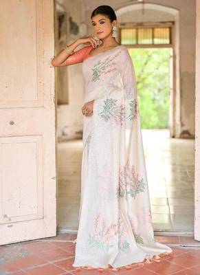 white peach cotton saree with zari patta floral woven pattern 2