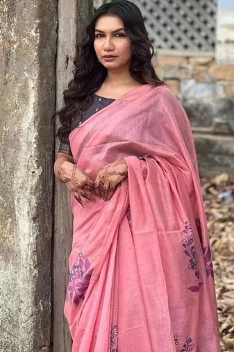 pink silk saree with woven floral zari patta patterns