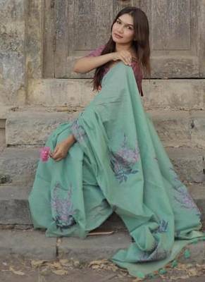 sky blue silk saree with zari patta floral weaving 3