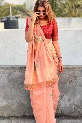 peach silk saree with zari patta floral woven design