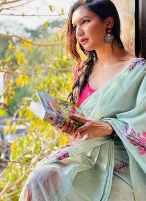 light sky blue muga silk blend weaving zari patta sarees 3