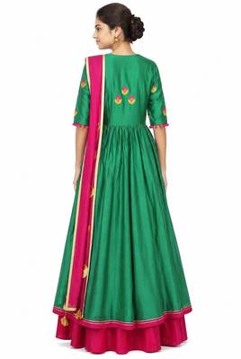 Green cotton silk thread embroidery anarkali salwar kameez 2
