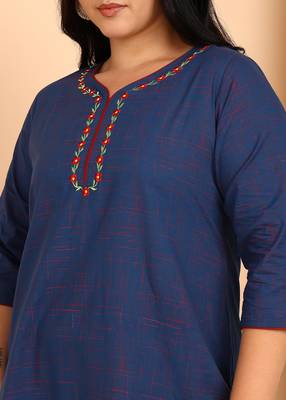 Women   s plus size cotton kurti with embroidery  3/4 sleeve straight kurta (blue) 4