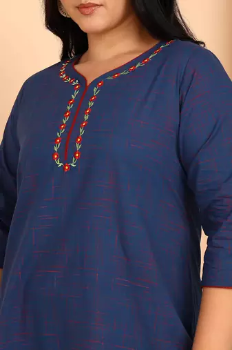Women   s plus size cotton kurti with embroidery  3/4 sleeve straight kurta (blue)