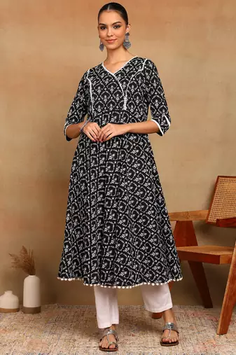 Women's cotton floral print anarkali kurta  (black)
