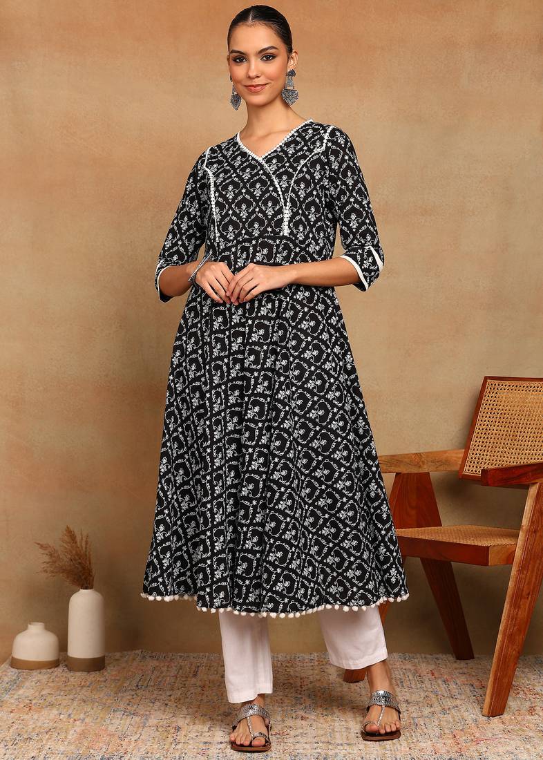 Women's cotton floral print anarkali kurta  (black)
