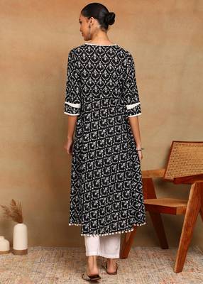 Women's cotton floral print anarkali kurta  (black) 2