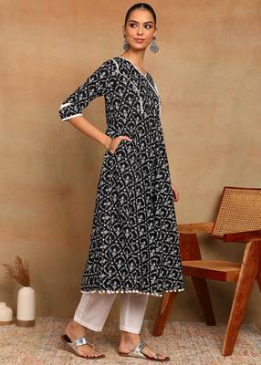 Women's cotton floral print anarkali kurta  (black) 3
