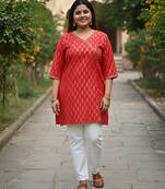Women   s cotton gold block print v-neck and 3/4 sleeves wrap style kurti