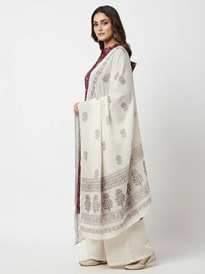 Women   s cotton wine floral rubber print  a-line kurta pant set with dupatta, one side functional pocket (wine) 3