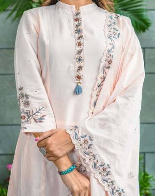 Women Ethnic Motifs Embroidered Regular Thread Work Kurta with Trousers & With Dupatta 5