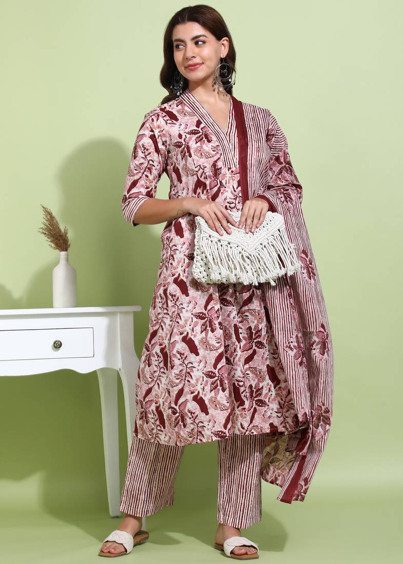 Women   s cotton floral printed a-linekurta with dupatta and pant v-neckline 3/4th sleeves (maroon)