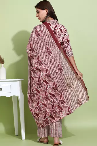 Women   s cotton floral printed a-linekurta with dupatta and pant v-neckline 3/4th sleeves (maroon)