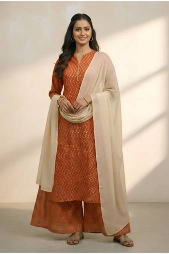 Women's geometric print rayon staple kurta pant with dupatta set (orange)