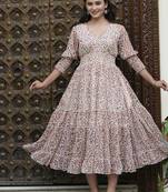 Women   s chiffon animal print a-line maxi dress with smocked waist & 3/4th sleeves