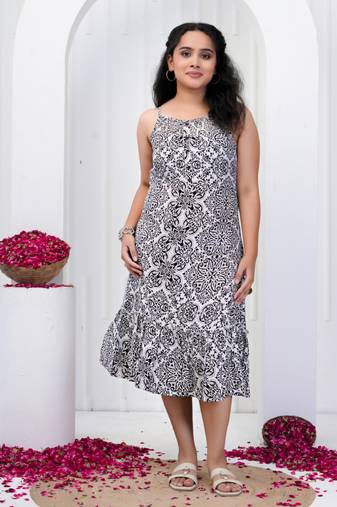 Women’s cotton blend geometric print adjustable spaghetti straps a-line midi dress