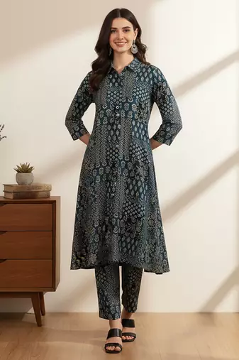 Women’s cambric cotton blue printed a-line kurta with pant set