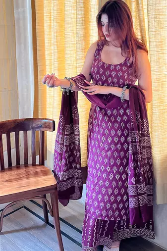Women Ethnic Motifs Printed Regular Kurta with Palazzos & With Dupatta