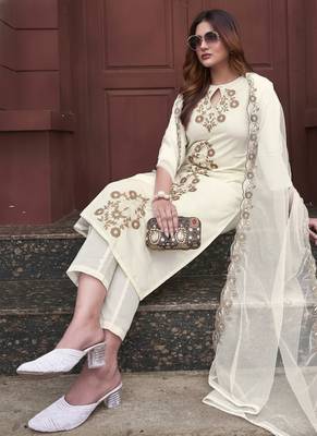 Women Ethnic Motifs Embroidered Regular Thread Work Kurta with Trousers & With Dupatta 5
