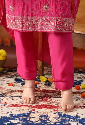 Hot pink organza plain kurta set 4