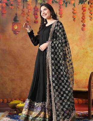 Black chiffon plain anarkali 2