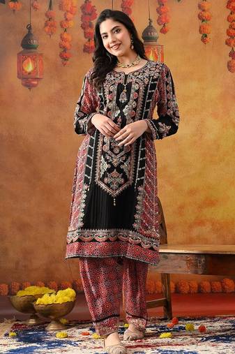 Black chinon embroidered kurta set
