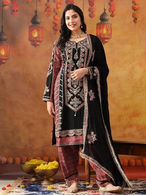 Black chinon embroidered kurta set 2