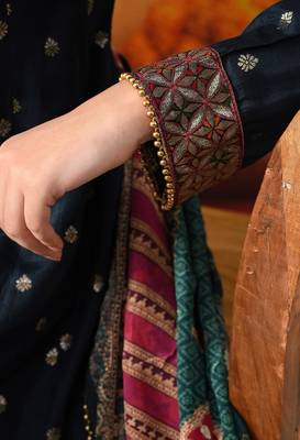 Navy blue silk woven anarkali 3