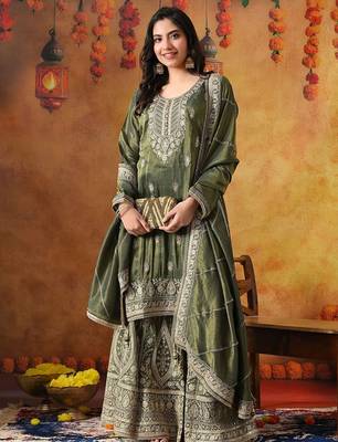 Green tissue crepe embroidered gharara set 4