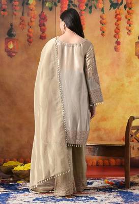 Golden tissue silk embroidered kurta set 5