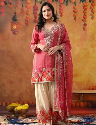 Pink tissue silk embroidered kurta set 2