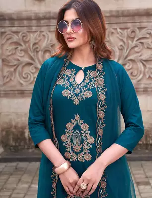 Women Ethnic Motifs Embroidered Regular Thread Work Kurta with Trousers & With Dupatta 3