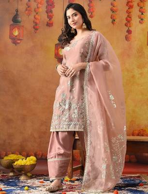 Dark peach organza embroidered kurta set 2