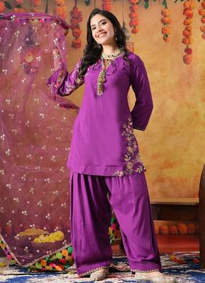Purple cotton embroidered kurta set 4