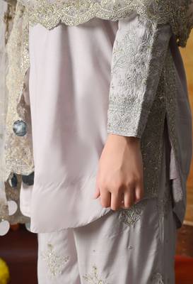 Light pink cotton embroidered kurta set 3