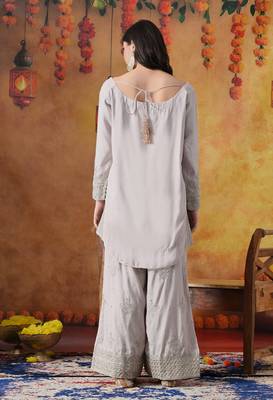 Light pink cotton embroidered kurta set 5