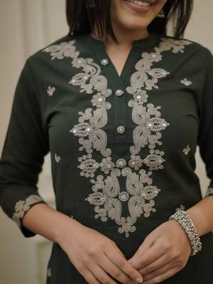 Women Ethnic Motifs Embroidered Regular Thread Work Kurta with Trousers & With Dupatta 4